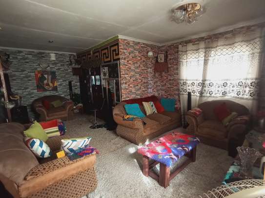 House for sale in Kamulu (cozy 3-bedroom bungalow) image 3