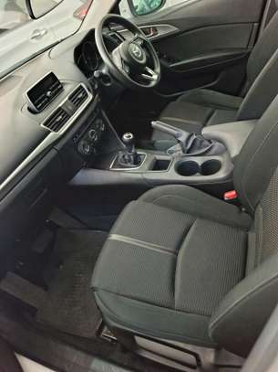 Mazda Axela sedan manual image 6