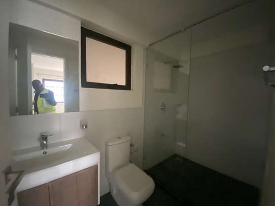 2 Bed Apartment with En Suite at Garden City image 7