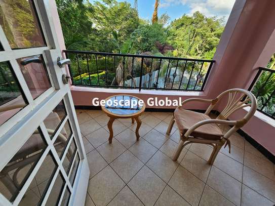 Furnished 1 Bed Apartment with En Suite in Rosslyn image 3