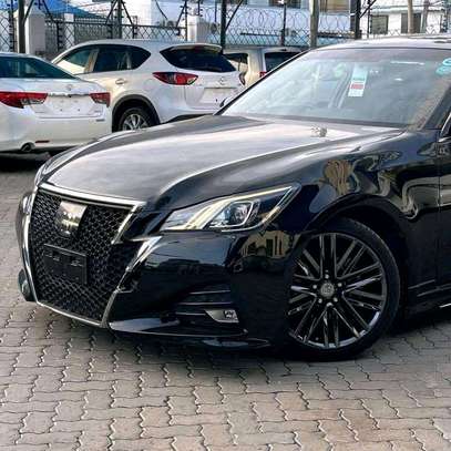 Toyota crown athlete fully loaded 🔥🔥🔥 image 3