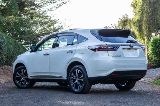 2015 Toyota Harrier White Limited image 6
