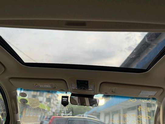 Toyota land cruiser Prado TZG diesel image 13