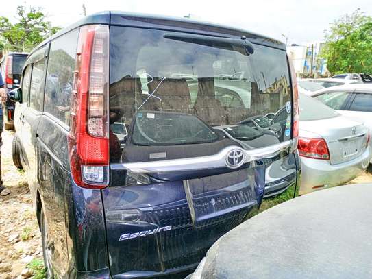 Toyota Noah Esquire black image 3