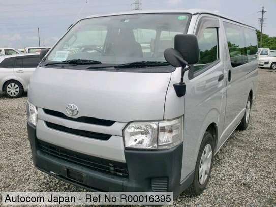 Toyota hiace auto petrol (coast motors) image 8