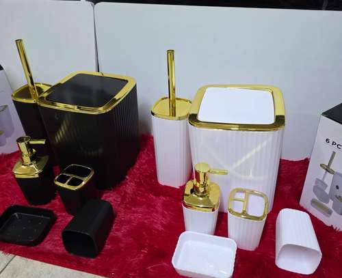 bathroom set with touch of gold &silver(Rectangular) image 3
