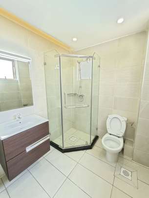 Serviced 4 Bed Apartment with En Suite at Kileleshwa image 2