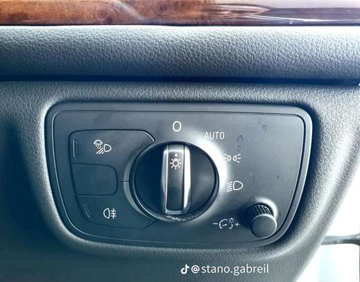 Audi Quattro A4 S-Line white 2018 image 6