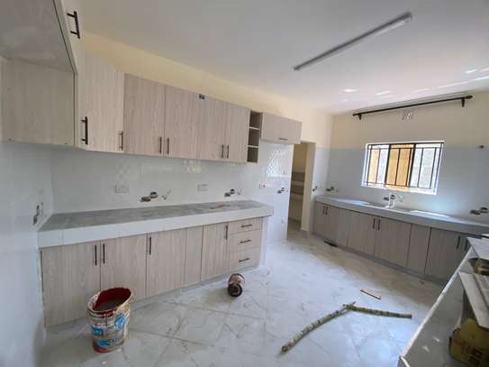 3 Bed House with En Suite in Kitengela image 7