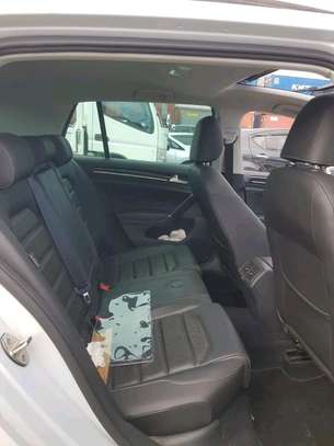 Volkswagen Golf TSI sunroof 2018 image 4