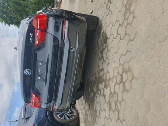 BMW X4 image 2