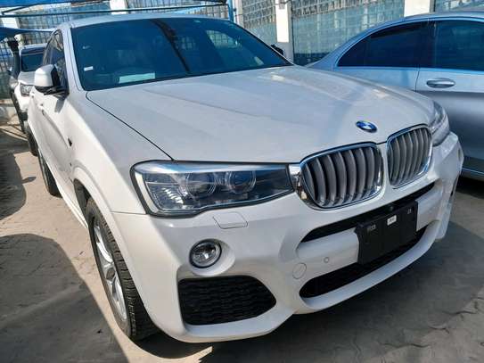 BMW X4 Petrol 2016 white image 3