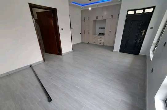 Safari park view spacious Four bedroom image 3