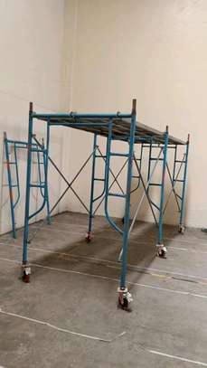 Hiring scaffolds @ affordable prices image 7