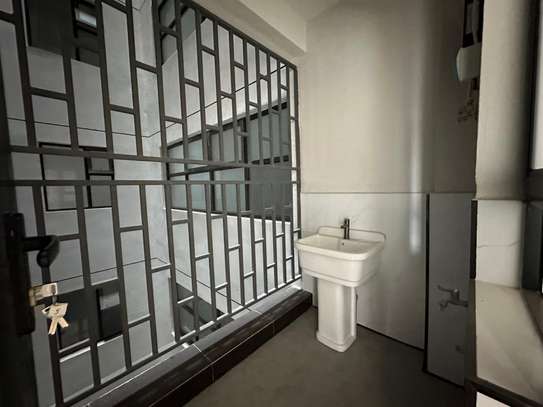 2 Bedroom apartment for rent in Kilimani image 8