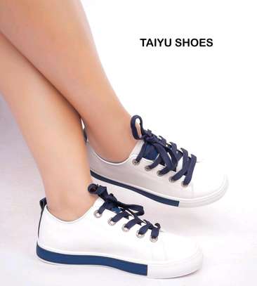 Taiyu sneakers  for ladies image 2