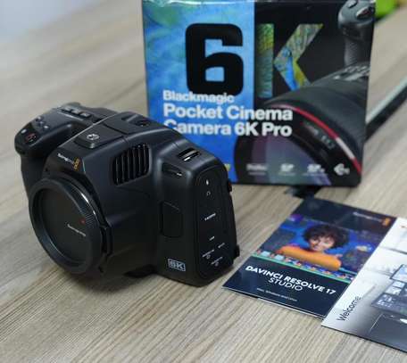 Blackmagic Design Pocket Cinema Camera 6K Pro image 2