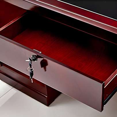 office tables: 1400mm executive office table image 2