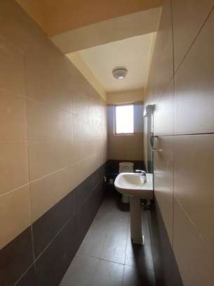 3 Bed Apartment with En Suite in Lavington image 4