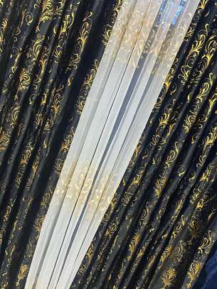 3 pc Velvet Curtains(Thunder Effect) image 2