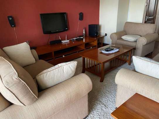 Serviced 1 Bed Apartment with En Suite in Kilimani image 18