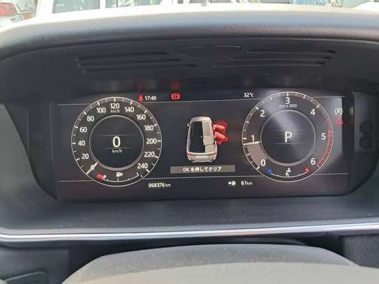 Range rover sport image 9