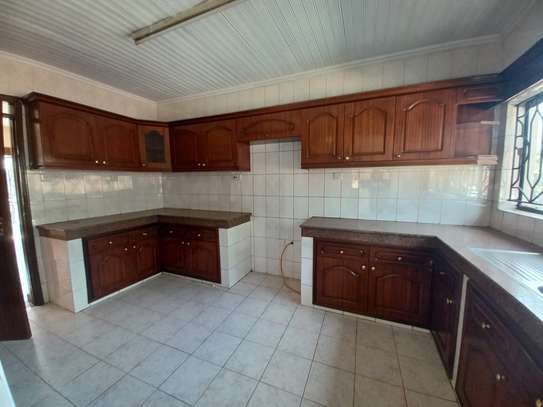 Spacious 3 Bedrooms Apartments off Riverside Drive image 8