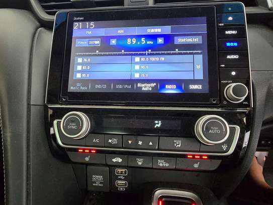 Honda insight black image 6