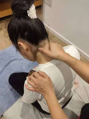 Massage sessions at home image 2
