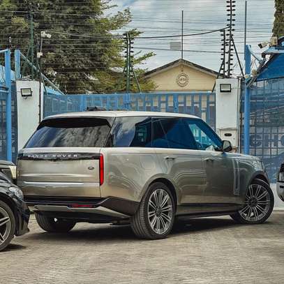 Land Rover Vogue Autobiography 2023 image 12