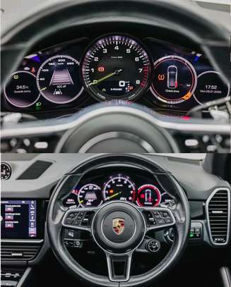 Porsche Cayenne Turbo 2020 4x4 image 5