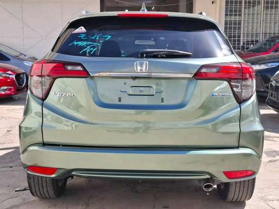 Honda Vezel Hybrid jungle Green 2018 image 2