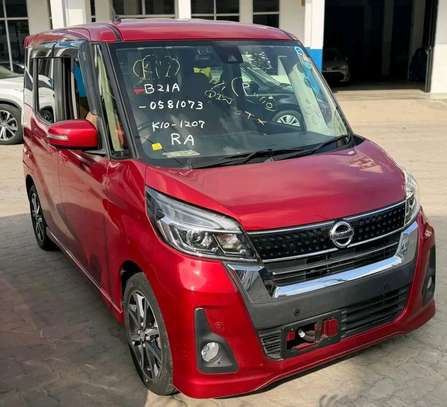 NISSAN DAYS ROOX HIGHWAY STAR 2019MODEL image 4