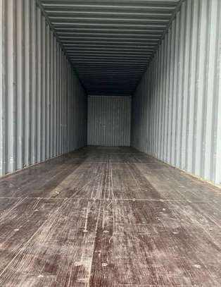 20ft shipping containers available in plenty. image 3