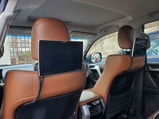 Toyota landcruiser prado TXL image 5