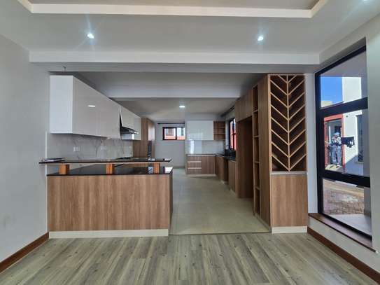 a four bedrooms house for sale in Edenville Estate. image 2