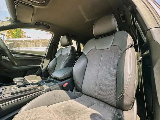 Audi SQ5 S-line white 2018 image 6