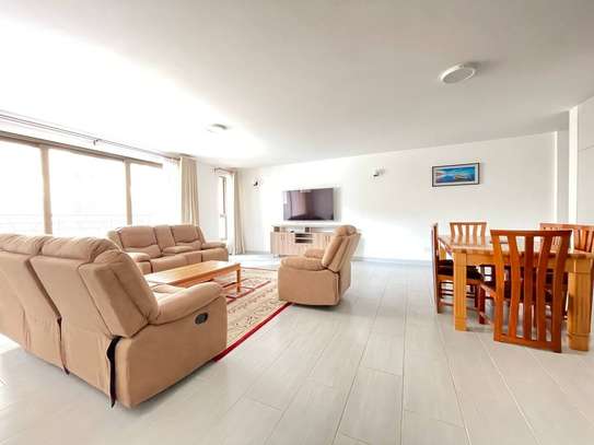 3 Bed Apartment with En Suite in Lavington image 1