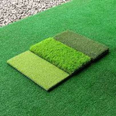 GREEN SYNTHETIC GRASS CARPET image 3