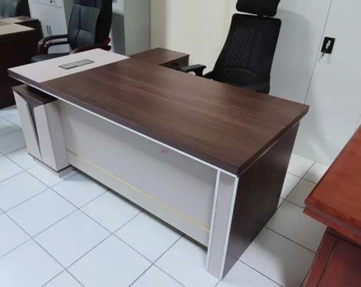 Office Desk: 1600mm Long Manager Office Desk image 5