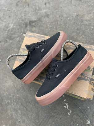 Plain vans off the wall
sizes 37-45

Double sole image 6
