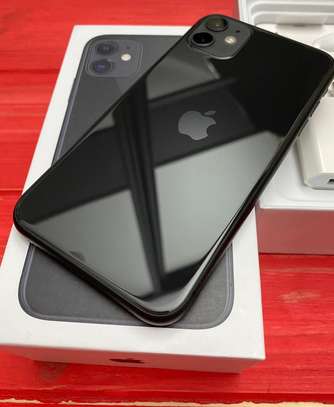 Apple Iphone 11 256gb black image 3
