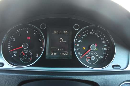 Volkwasgen passat station wagon image 6