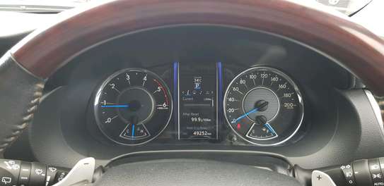 Toyota Fortuner Silver 2018 4wd image 7