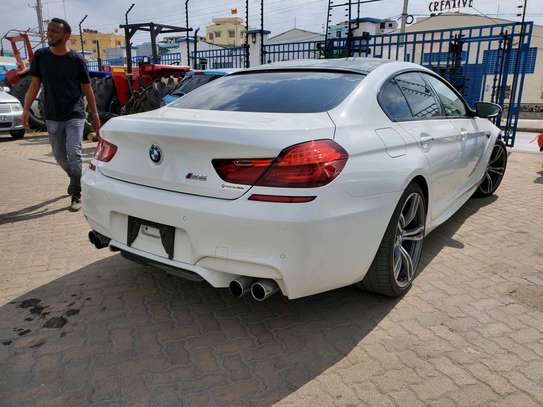 BMW M6 image 12