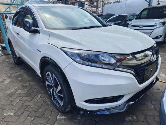Honda Vezel hybrid RS white 2018 image 1