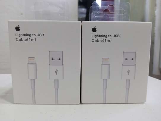 USB - Lightning cable for data and charging image 1