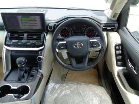 2023 Toyota land cruiser 300 in Kenya image 7