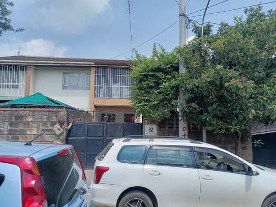 3 Bed Townhouse with En Suite at South C Estate image 9