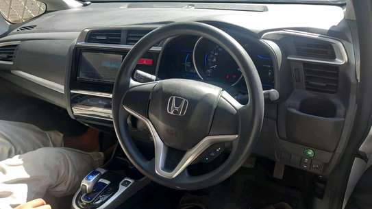 Honda fit hybrid image 1